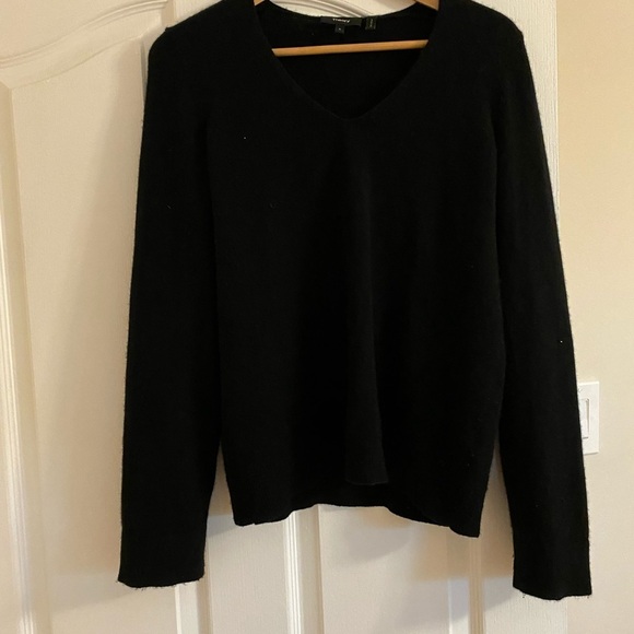 Theory / Adrianna black 100% Cashmere V-Neck Sweater classic small S - Picture 4 of 10